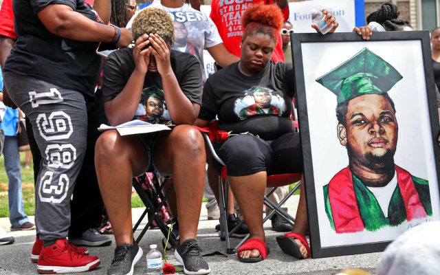 Prosecutor: No Charges For Officer In Michael Brown’s Death