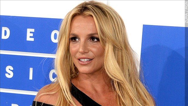 Britney Spears Asks Judge To End Court Conservatorship